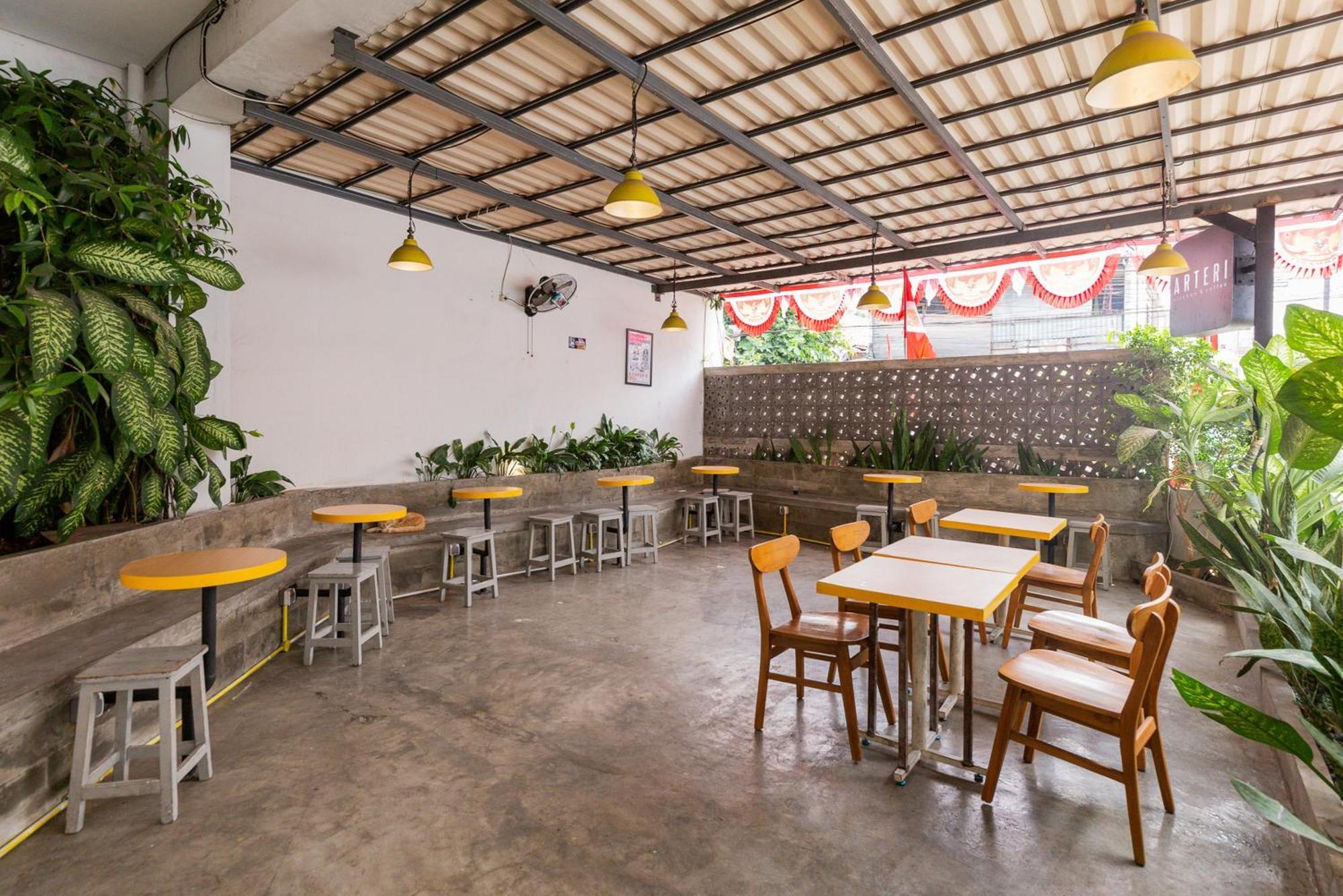 Reddoorz Plus Syariah Near Mall Pondok Indah Jacarta Exterior foto